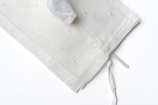 Polka Dots Tissue Cover