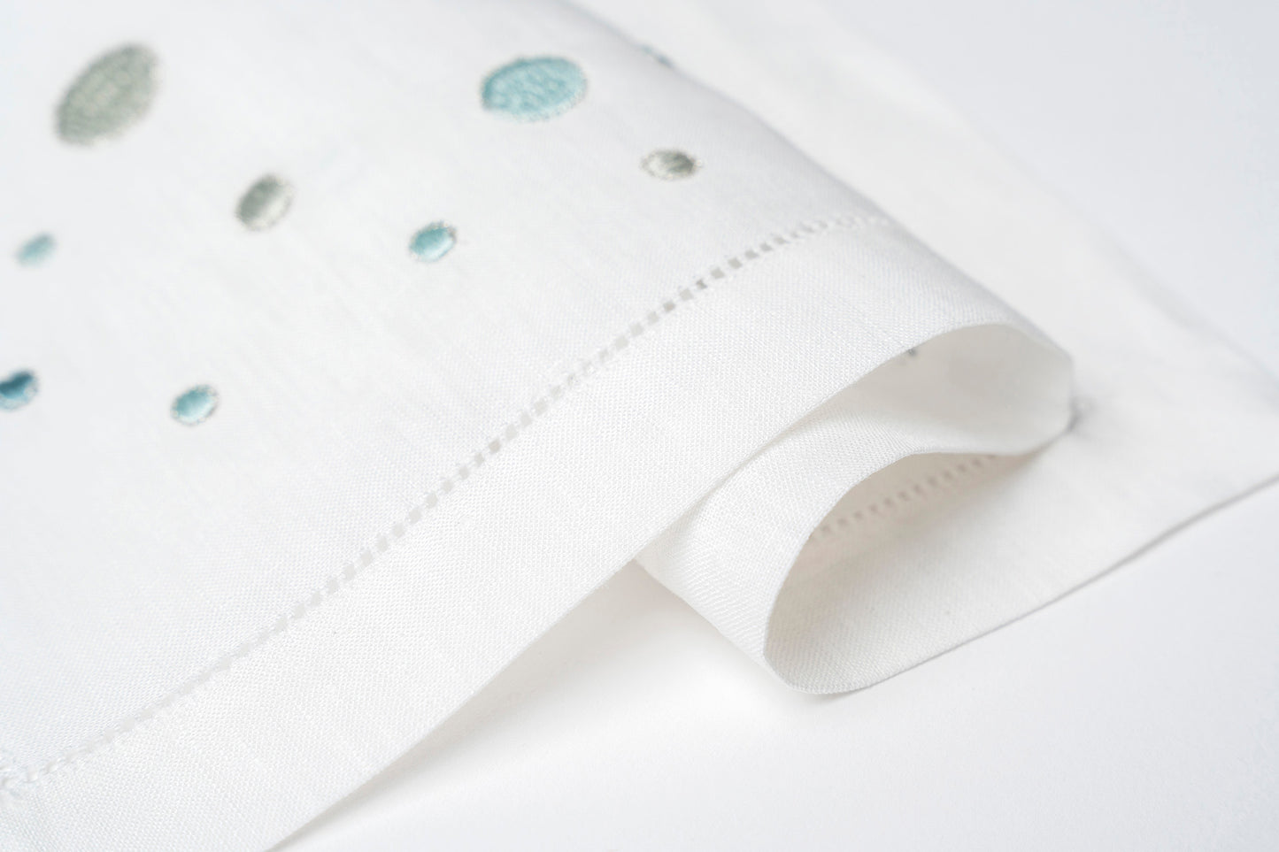Pearl Table Linen Set