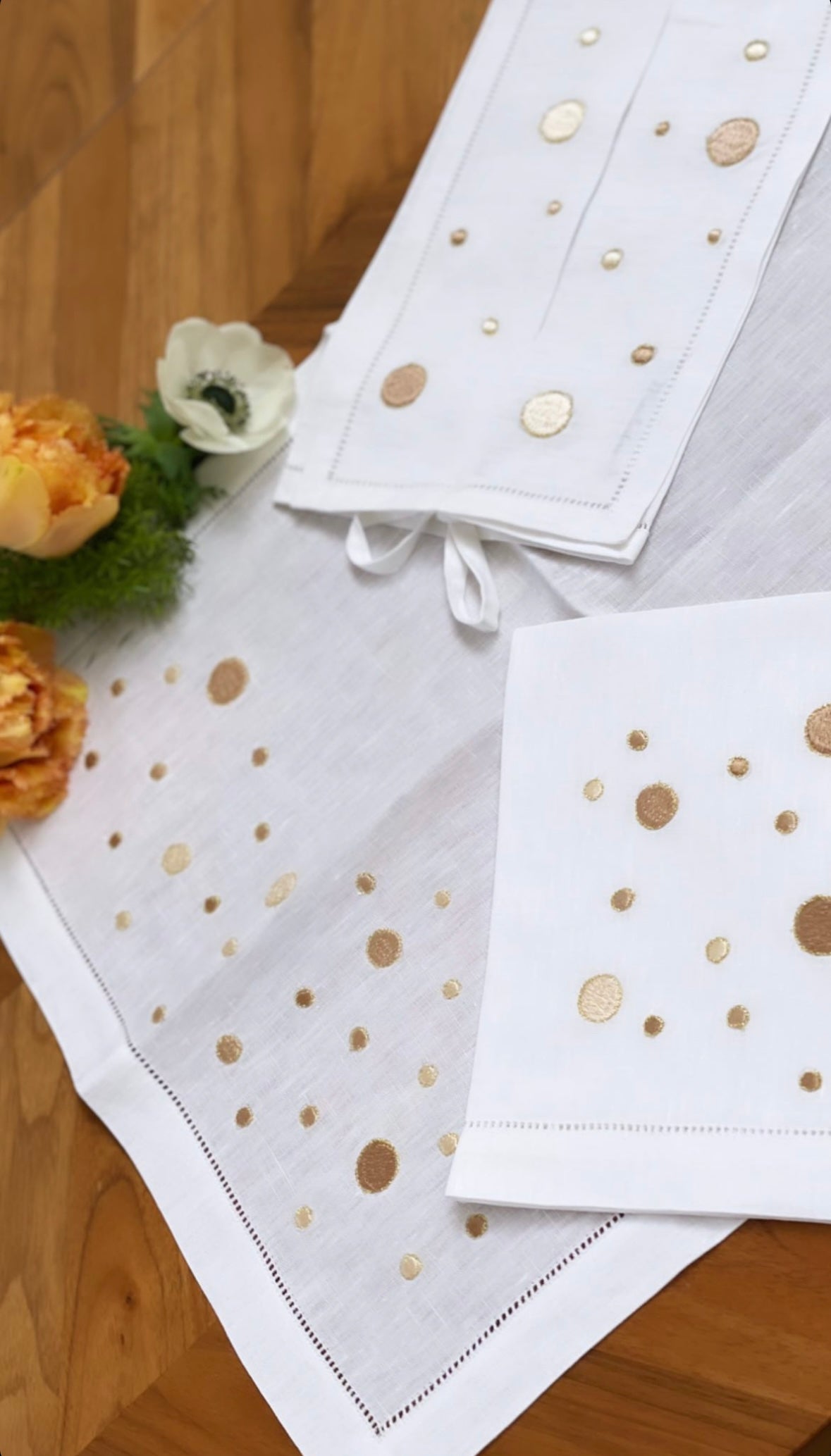 Pearl Table Linen Set